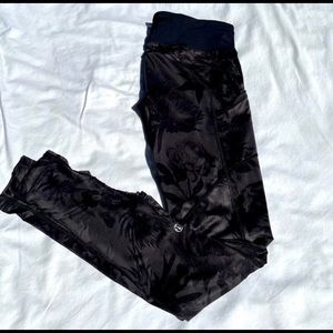 Lululemon tights